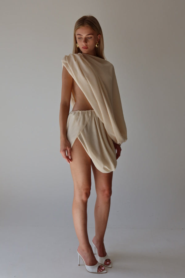 MELISSA DRAPE TOP - BUTTER